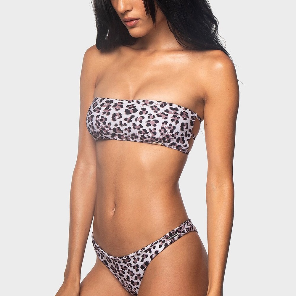 Blackbough Bahamas Bikini Top in Snow Leopard